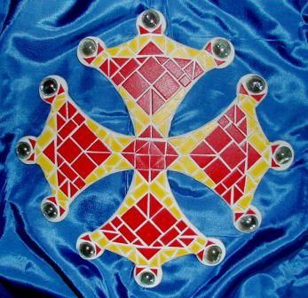 Mosaïque en kit décoration croix Occitane rouge